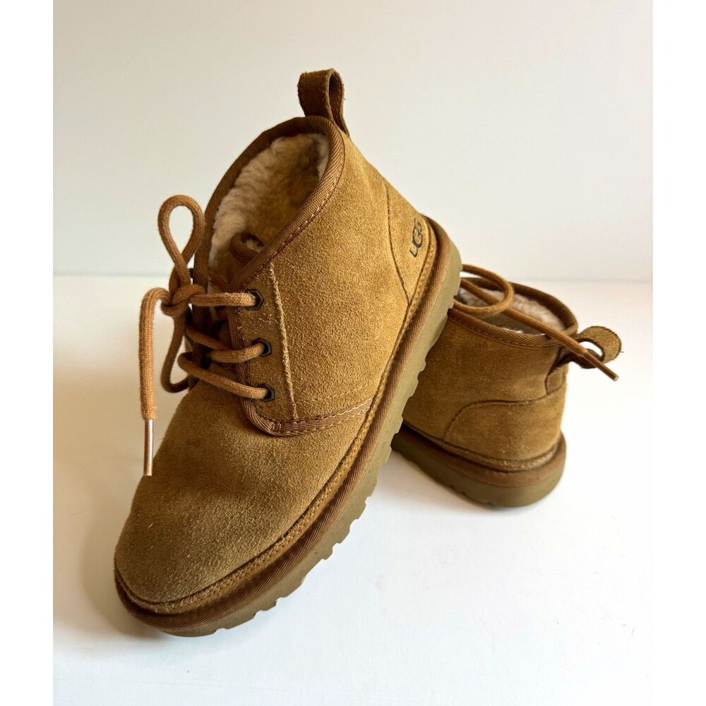 UGG Women's Neumel Suede Chukka Boots Chestnut Brown Size 6 - Excellent